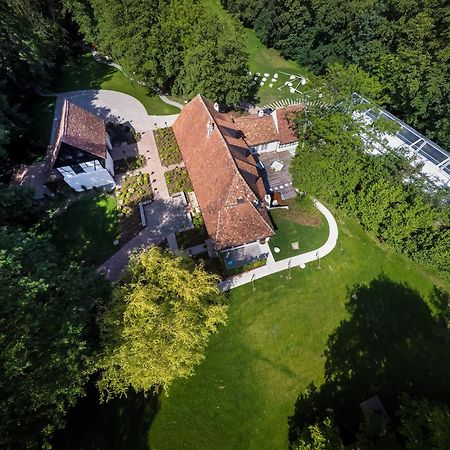 Domaine Du Kaegy - Hebergements 5 Etoiles Steinbrunn-le-Bas Экстерьер фото